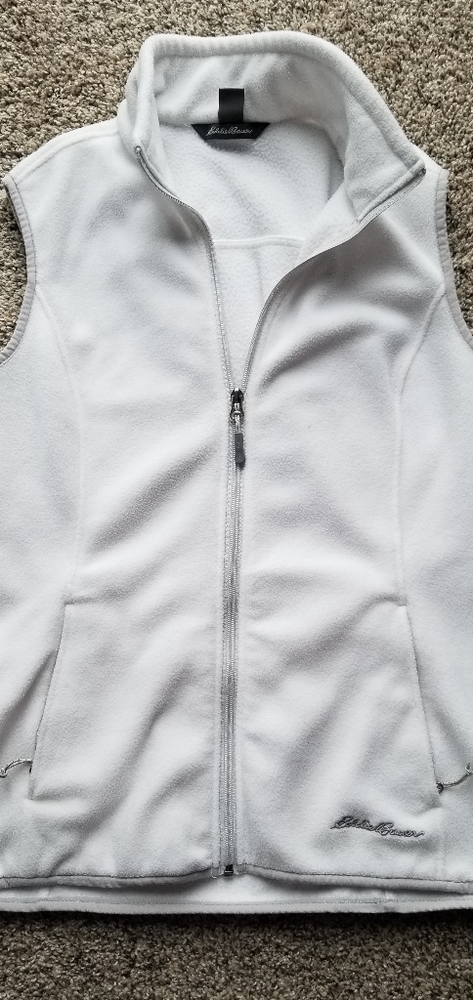 Eddie Bauer | white fleece vest